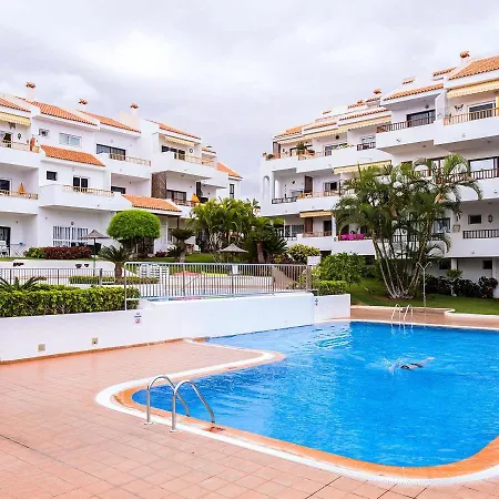 Live Cristianos Garden And Pool Lägenhet